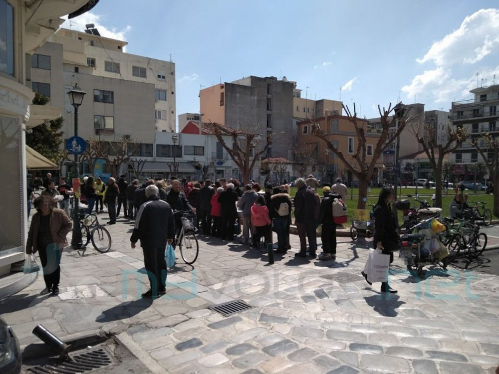 Φοιτητές-τριες της Αρχιτεκτονικής μαγείρεψαν και προσέφεραν γεύμα μαζί με την Κουζίνα Αλληλεγγύης