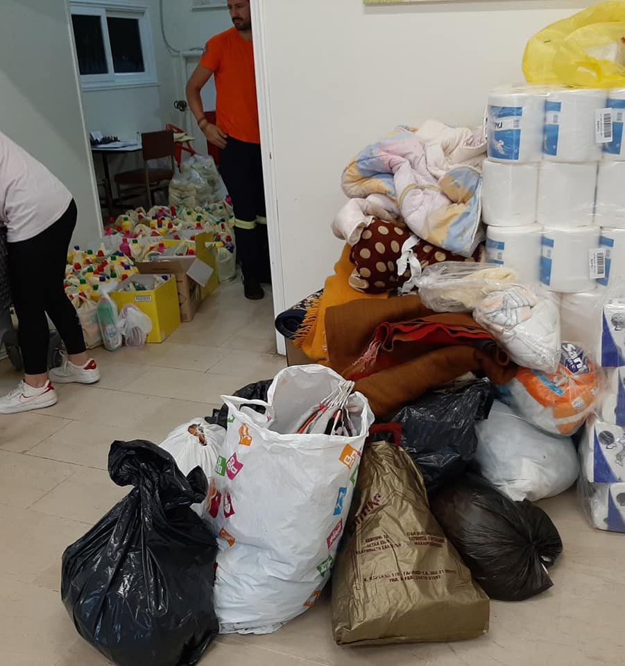 Προσφορά ειδών ανάγκης στους πληγέντες στο Δήμο Φαρσάλων