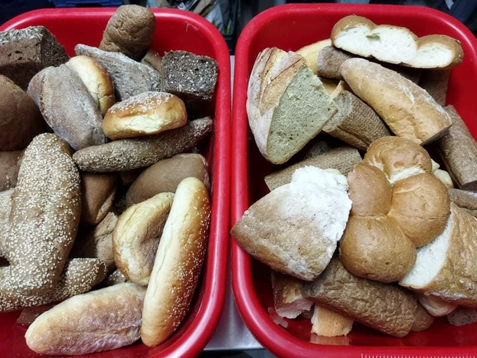 Προσφορά γεύματος από τον κ. Απόστολο Κυρίτση, στη μνήμη της συζύγου του Αικατερίνης