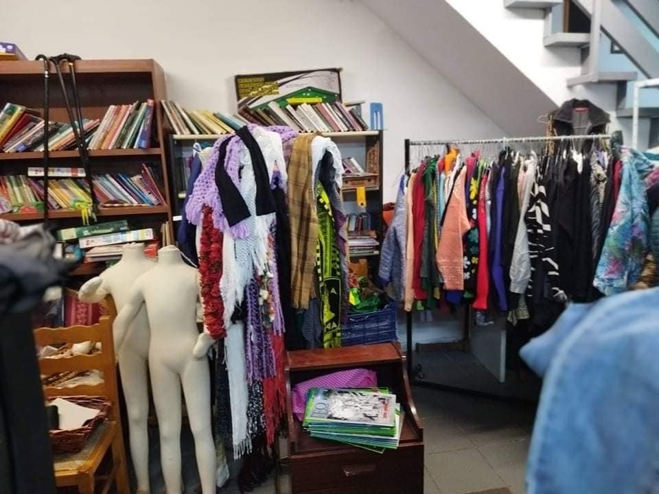 To κατάστημά μας Η ΑΛΕΠΟΥ ΣΤΟ ΠΑΖΑΡΙ