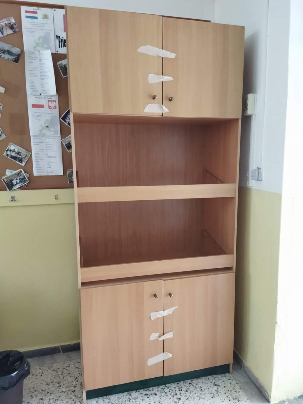 Προσφορά βιβλίων και βιβλιοθήκης στο 3ο και 9ο Δημοτικό Σχολείο Ν. Ιωνίας Βόλου