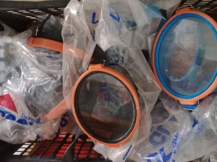 Χαρίστηκαν από την Κουζίνα Αλληλεγγύης Βόλου 