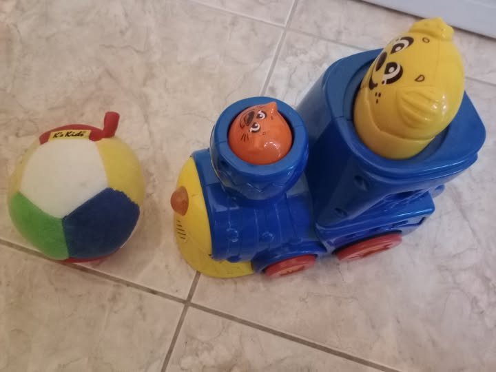 Χαρίστηκαν από την Κουζίνα Αλληλεγγύης Βόλου 