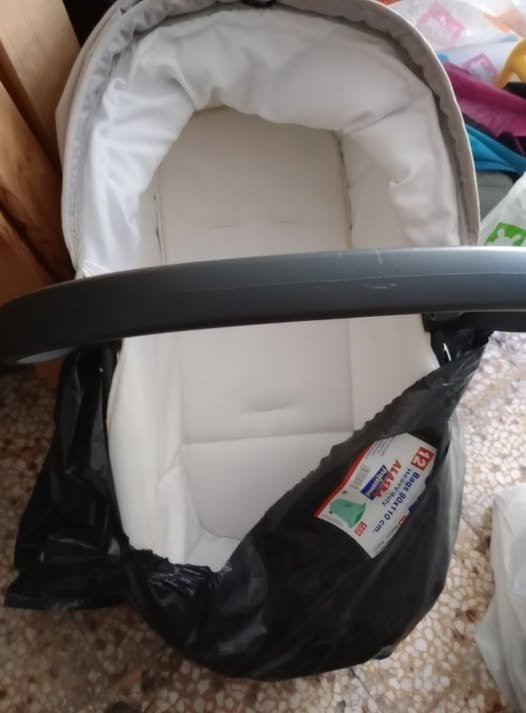 Χαρίστηκαν από την Κουζίνα Αλληλεγγύης Βόλου 