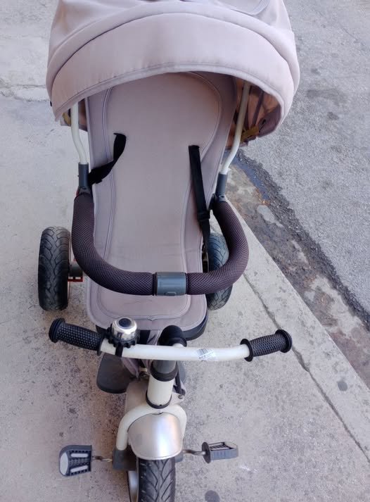 Χαρίστηκαν από την Κουζίνα Αλληλεγγύης Βόλου 