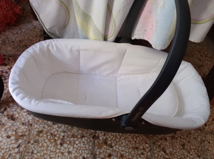 Χαρίστηκαν από την Κουζίνα Αλληλεγγύης Βόλου 