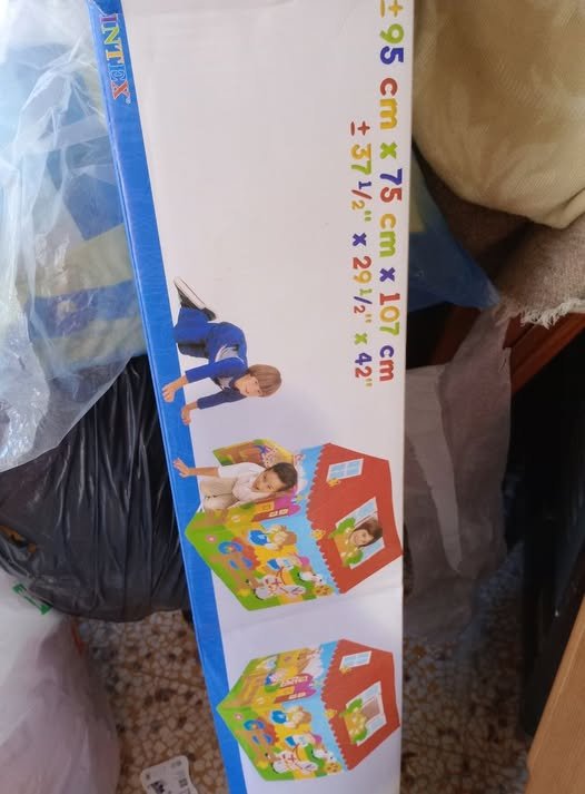Χαρίστηκαν από την Κουζίνα Αλληλεγγύης Βόλου 