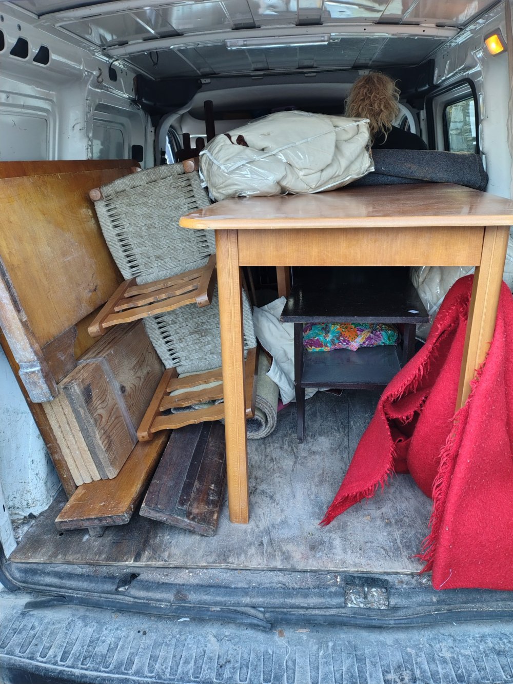 Χαρίστηκαν από την Κουζίνα Αλληλεγγύης Βόλου