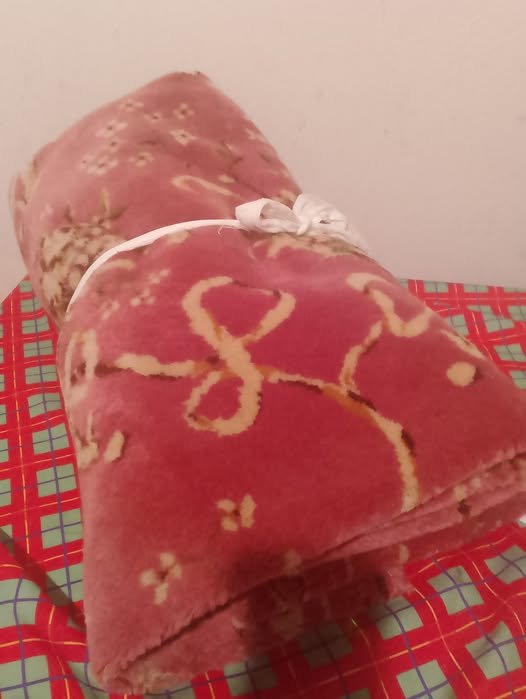 Χαρίστηκαν από την Κουζίνα Αλληλεγγύης Βόλου 