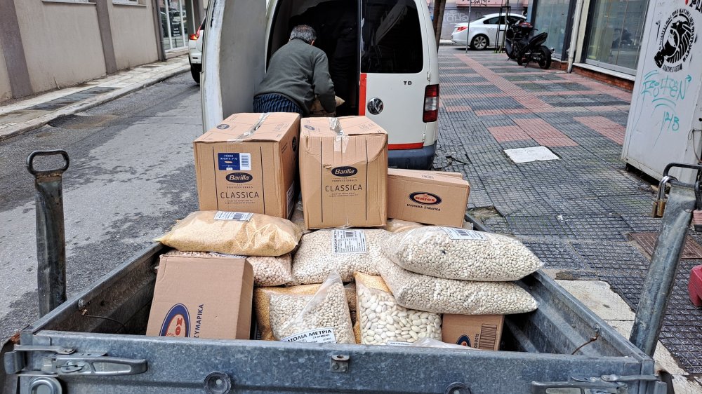 Η Κουζίνα Αλληλεγγύης Βόλου παρέλαβε τρόφιμα από συναυλία κοινωνικης αλληλεγγύης της Μπάντας του Πολεμικού Ναυτικού