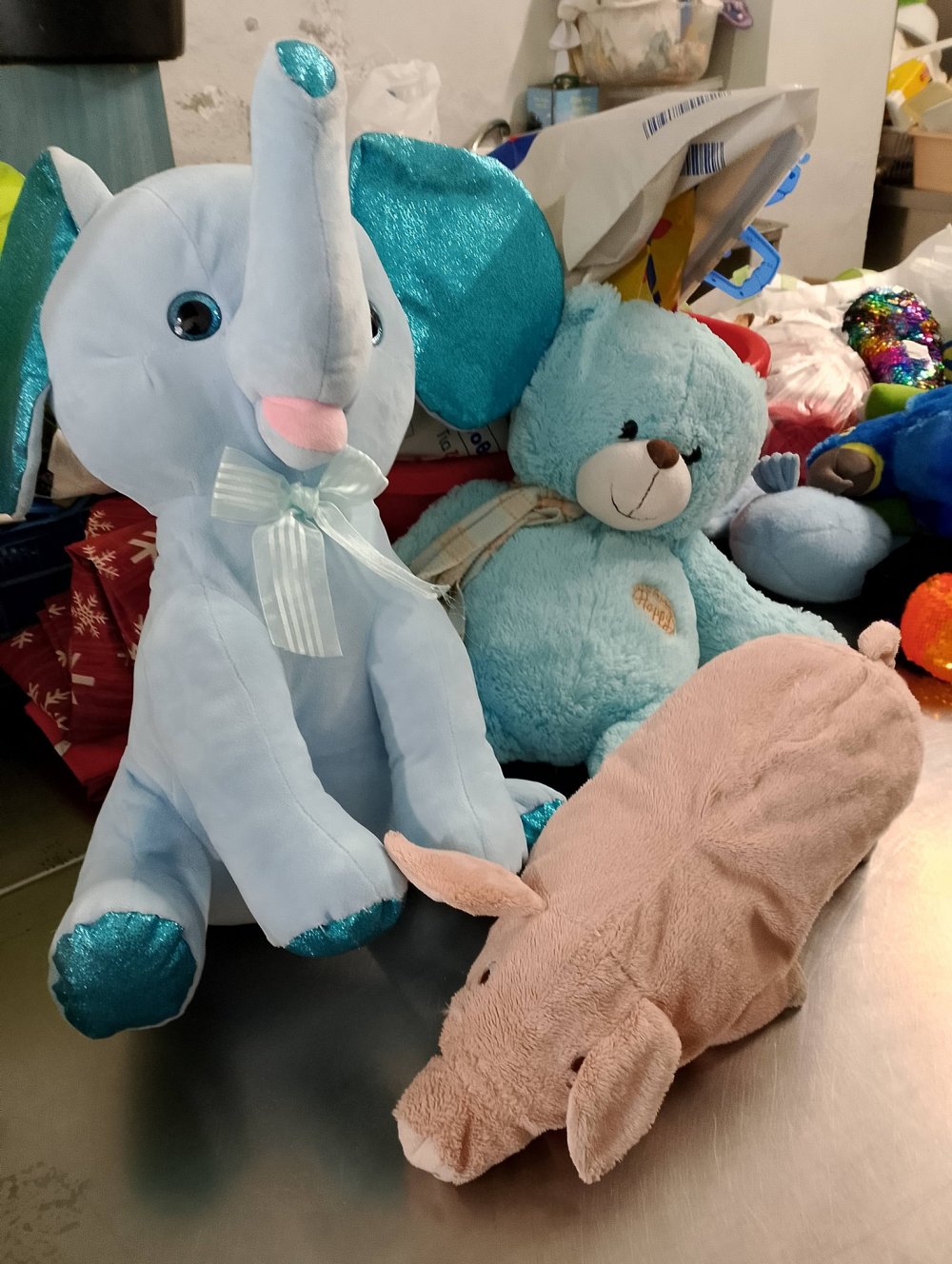 Χαρίστηκαν από την Κουζίνα Αλληλεγγύης Βόλου 